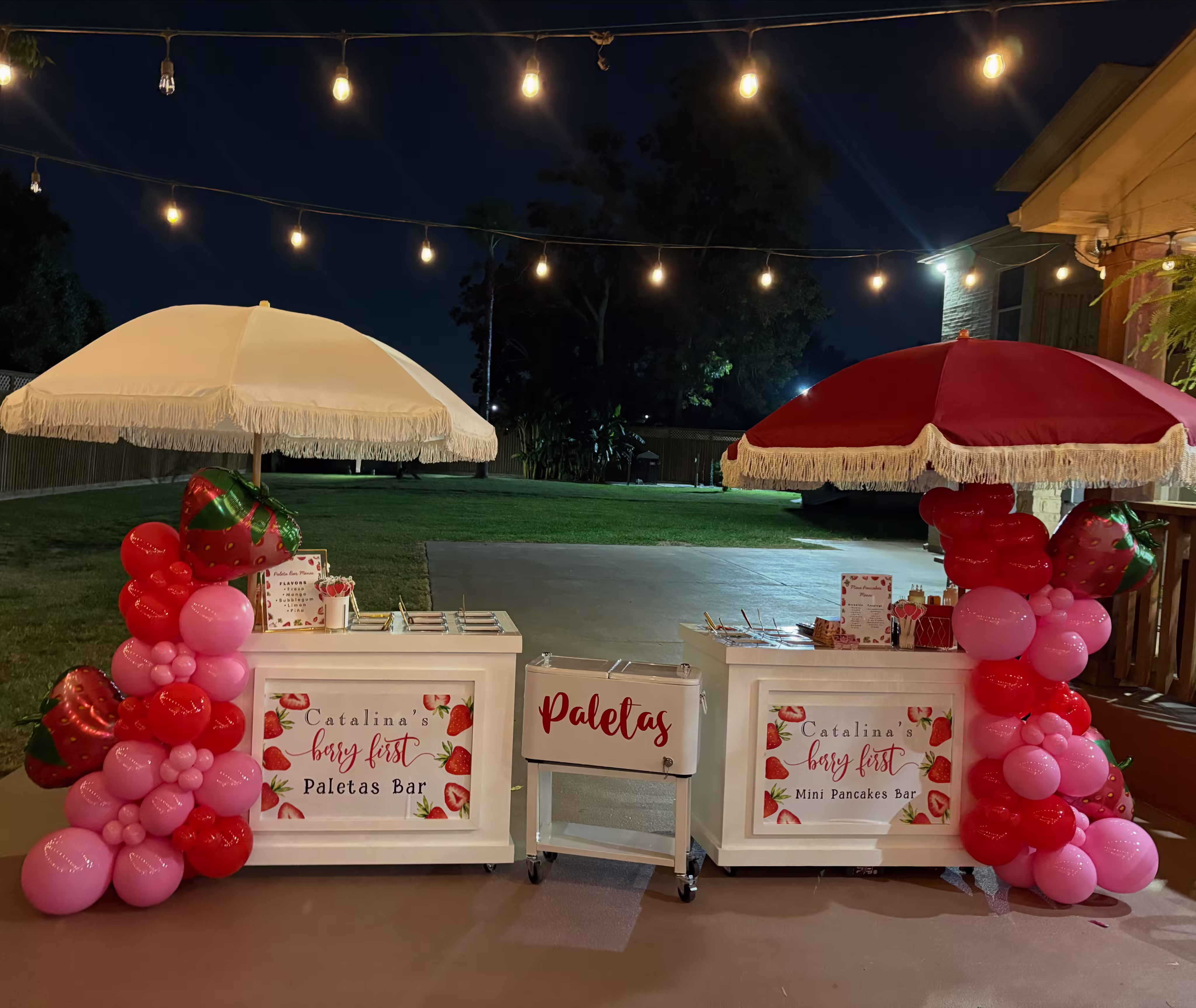 Dulce Antojo paletas cart at party